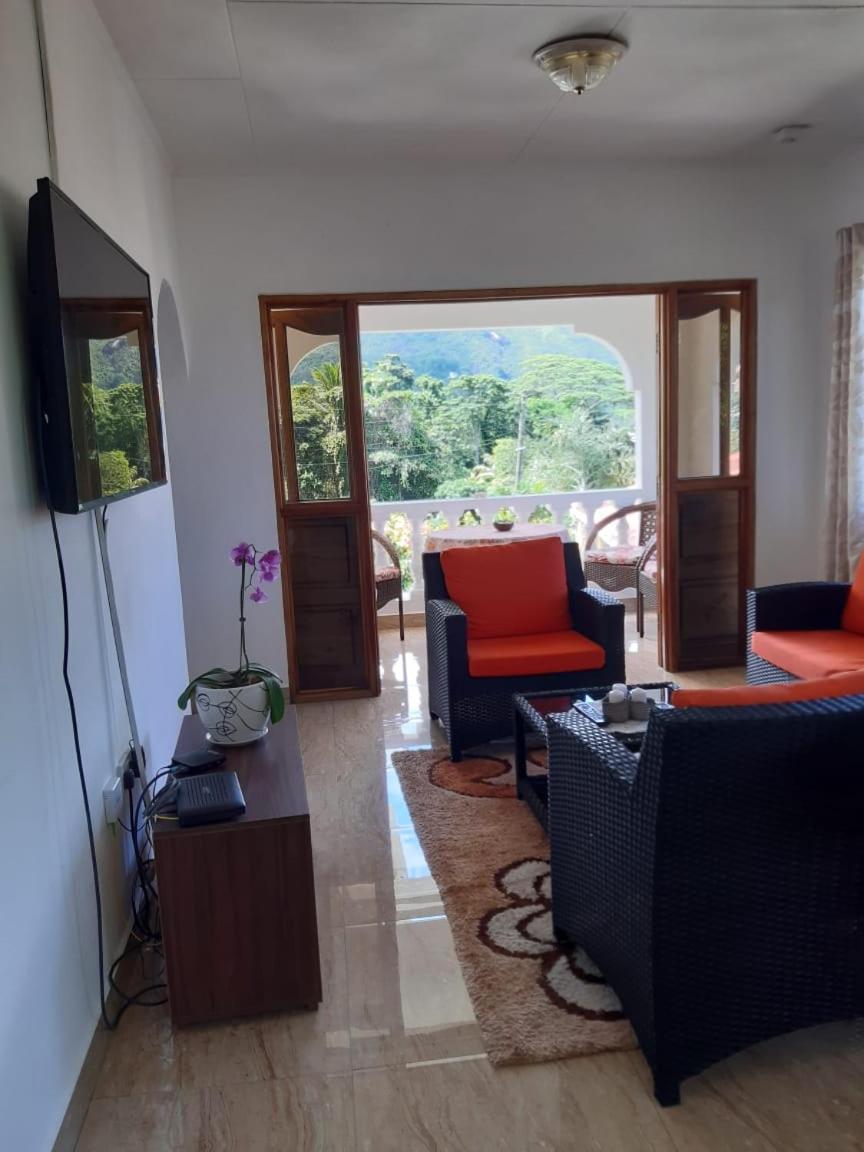 Josies Cottage Beau Vallon  Luaran gambar