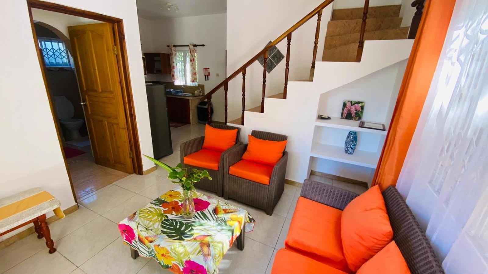 Josies Cottage Beau Vallon  Luaran gambar